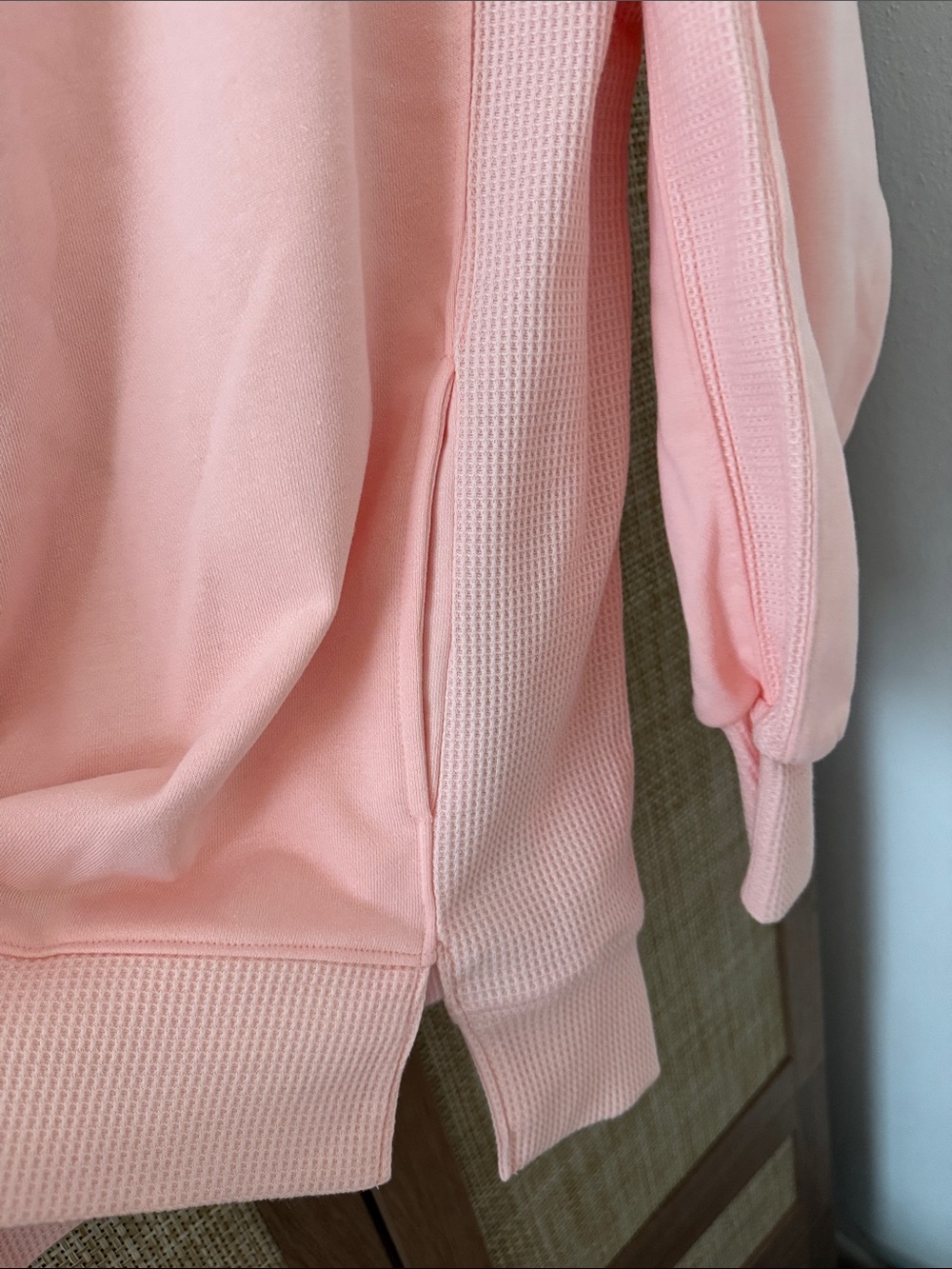 Dokotoo Pale Salmon Pink Waffle Knit Pocket Sweatshirt Pullover Size S - Picture 8 of 13